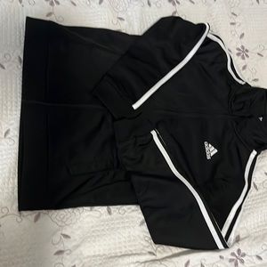 Black Adidas sweater  medium (10/12)